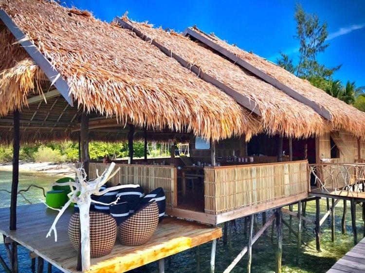 Tabari Dive Lodge Pulau Mansuar 外观 照片